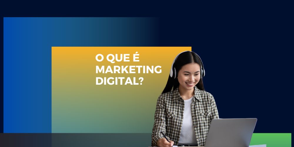 Mulher trabalhando com marketing digital